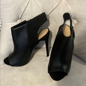 Margaret Side Zipper Open Toe Bootie peep toe heels